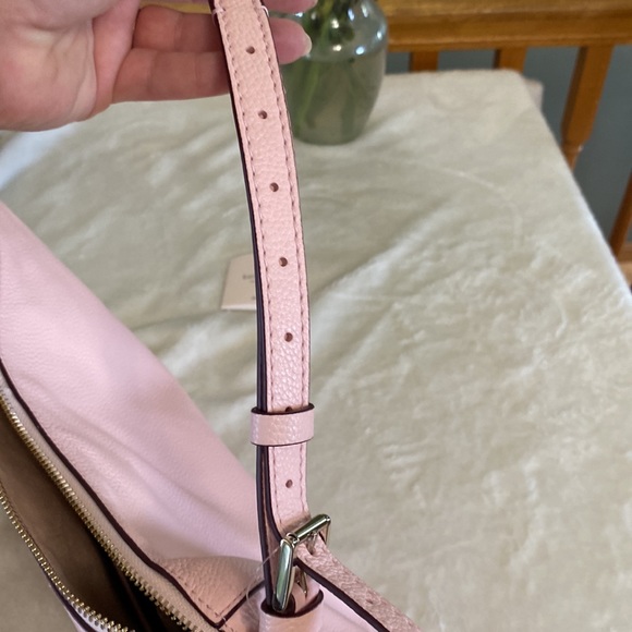 Kate Spade Light Pink Shoulder Bag with Tassel and Spade key Ring. NWOT - Picture 10 of 10